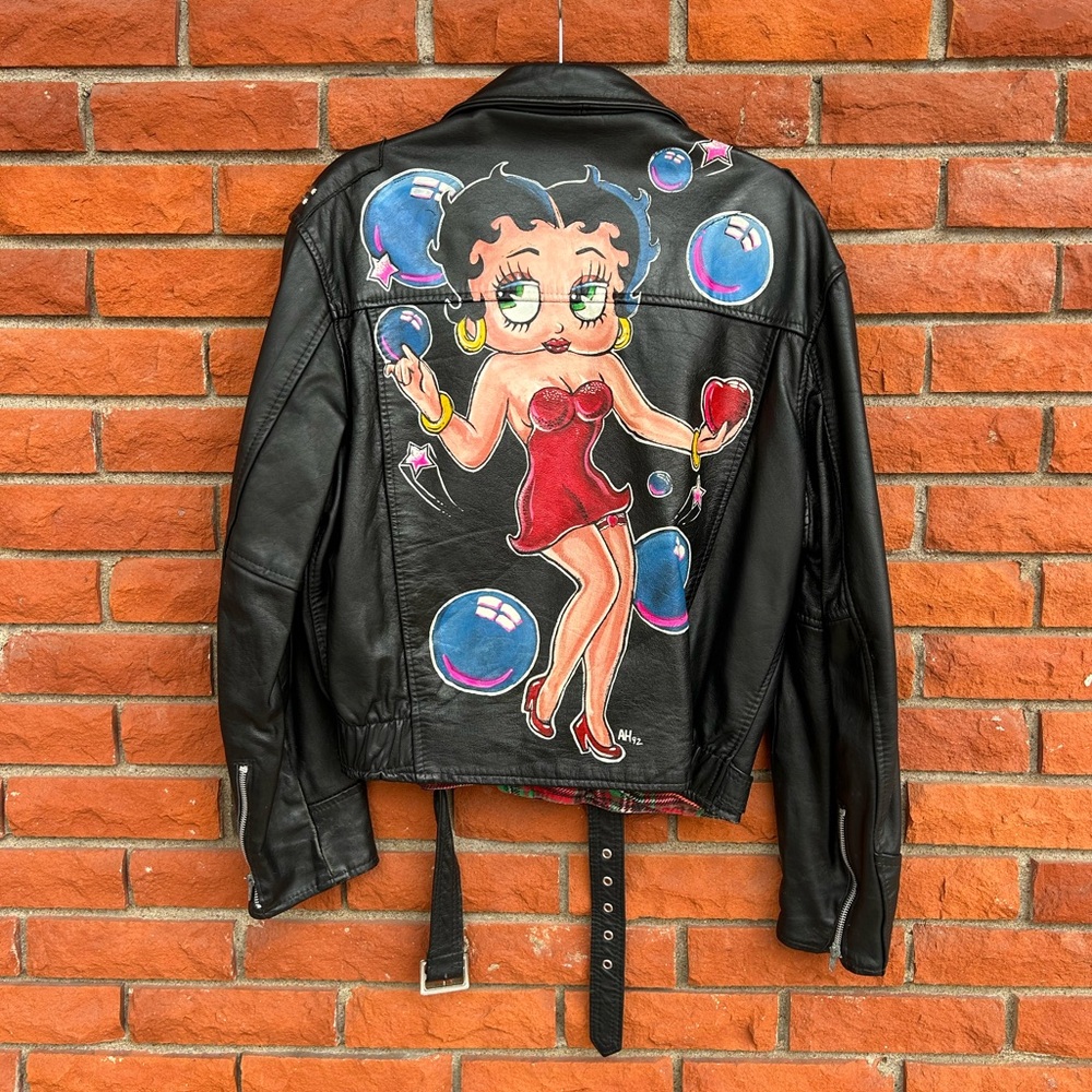 Betty Boop Painted Leather biker jacket - Picture 6 of 16